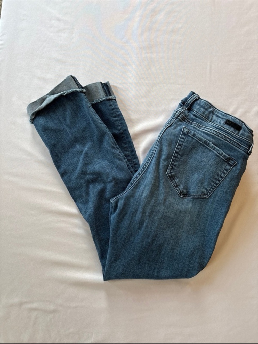 Kut from the Kloth Blue Ankle Straight Leg Jeans